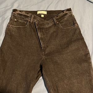 Abercrombie 90s slim straight ultra high rise. (CURVE LOVE FIT)